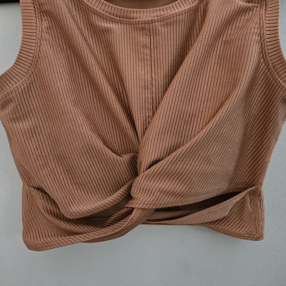 Offline by Aerie | copper metallic ribbed crop tank top size XLarge - Picture 5 of 10